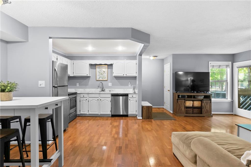 524 Mcgill Place NE Unit 524