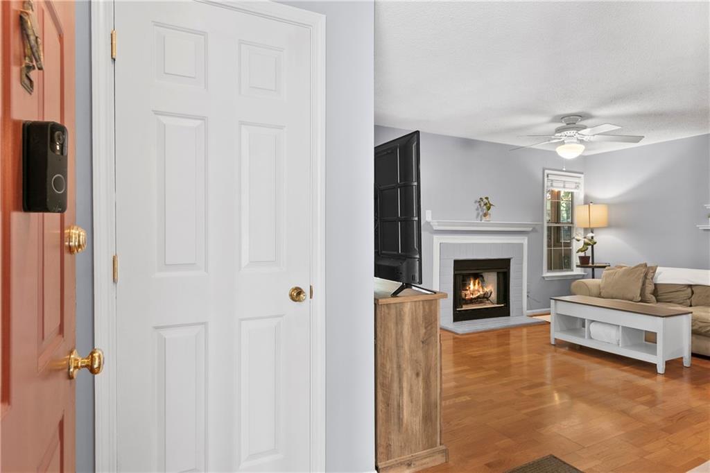 524 Mcgill Place NE Unit 524