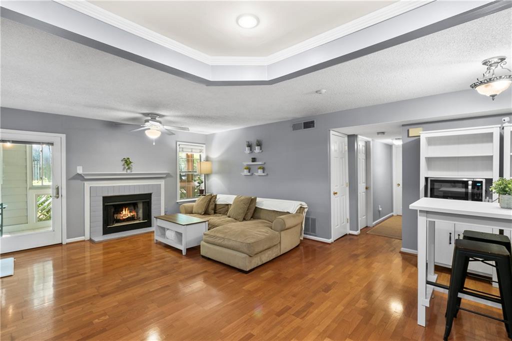 524 Mcgill Place NE Unit 524