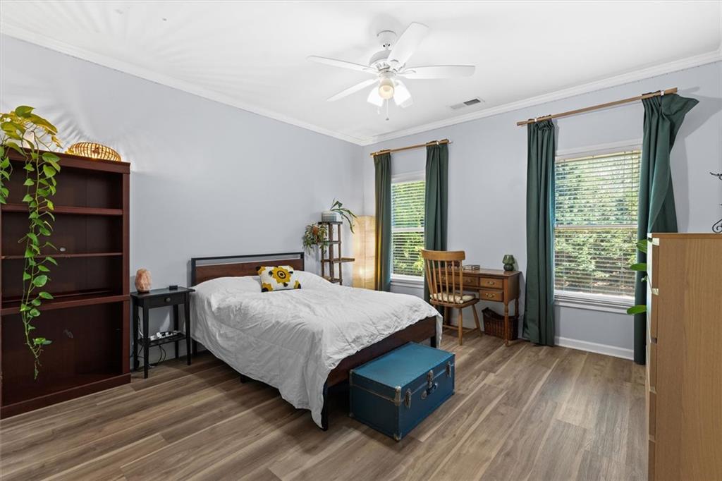 3089 Frazier