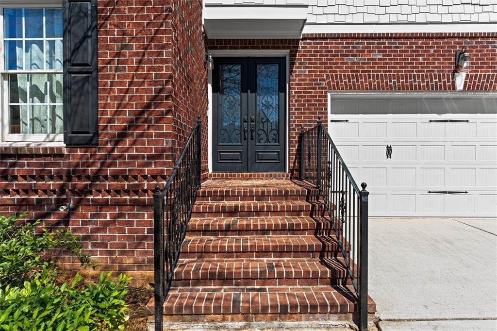 3089 Frazier