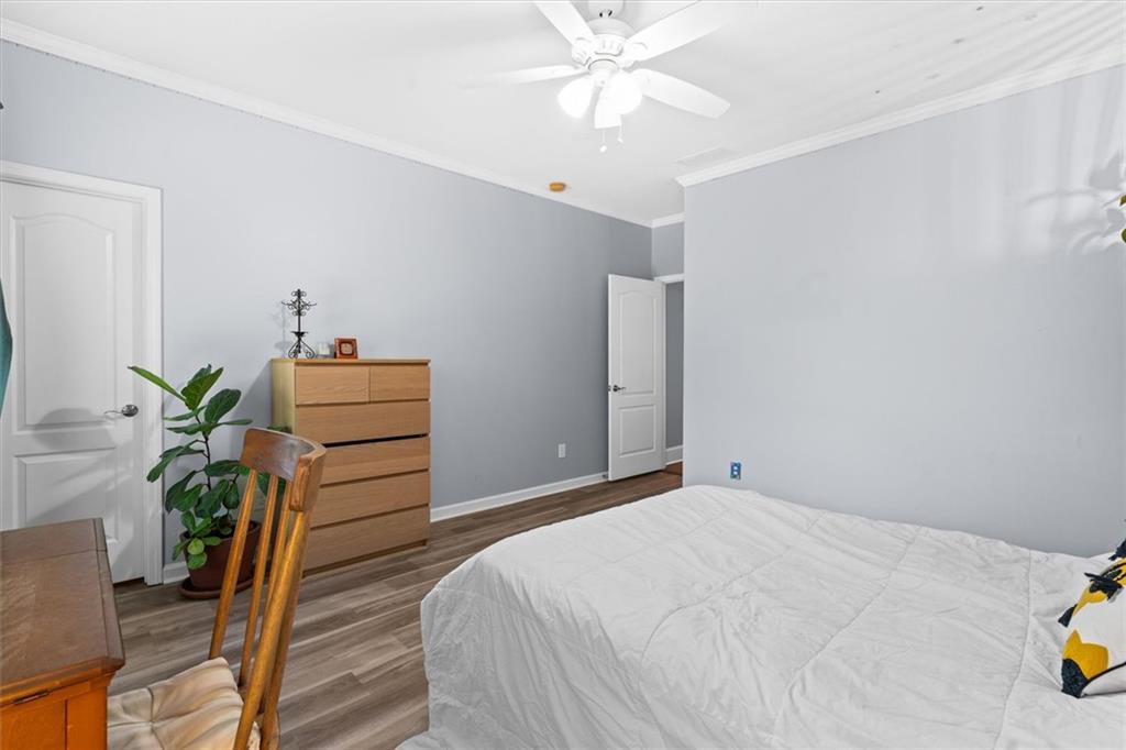 3089 Frazier