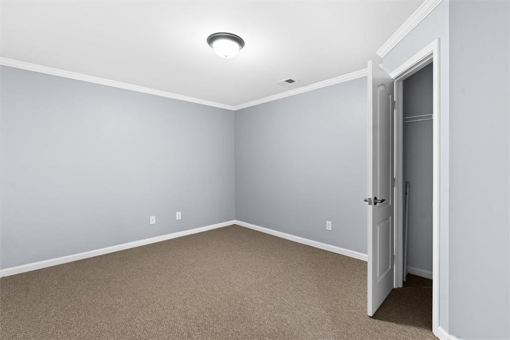 3089 Frazier