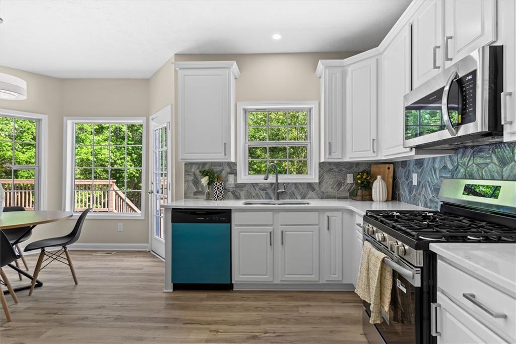 3136 Claridge