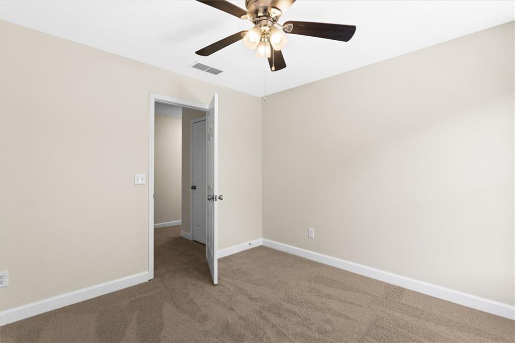 3136 Claridge