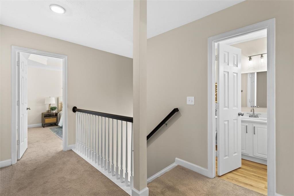 3136 Claridge