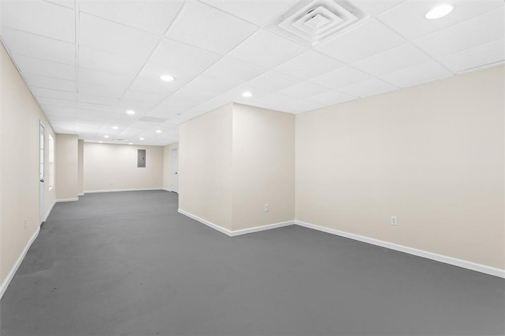 3136 Claridge