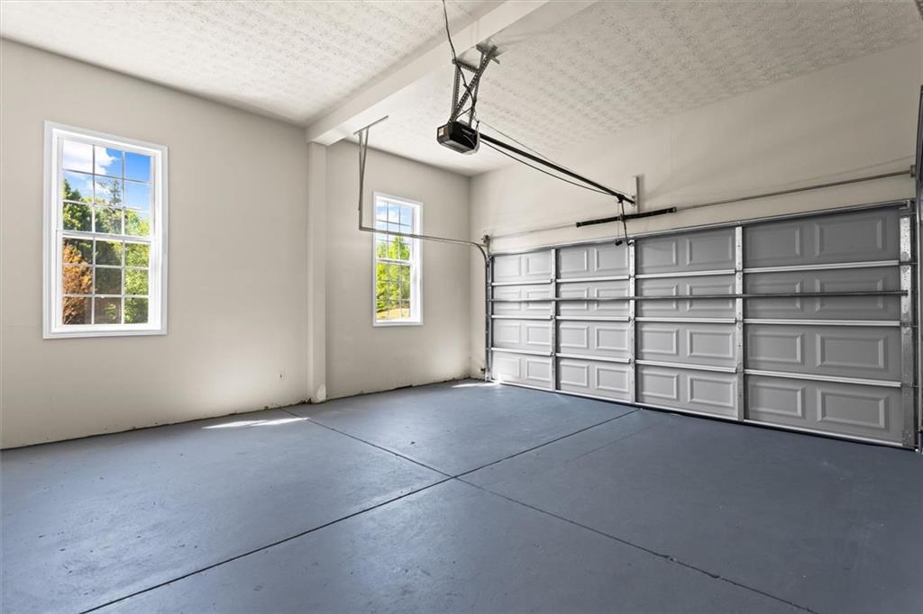 3136 Claridge