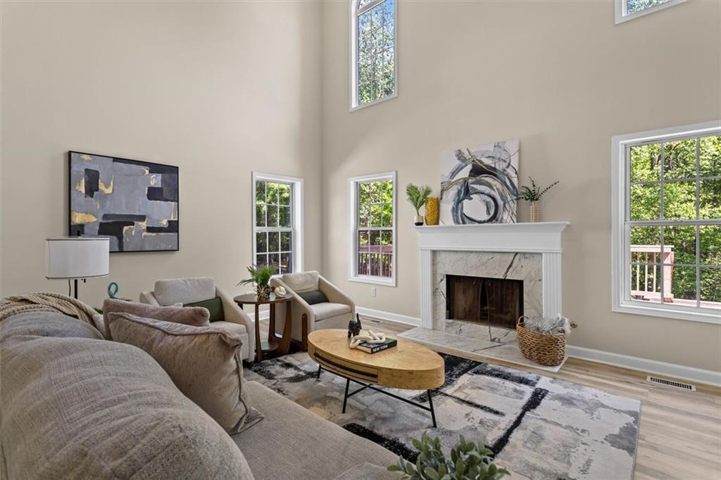 3136 Claridge