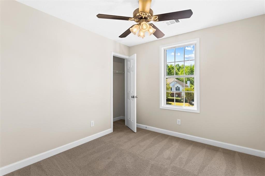 3136 Claridge