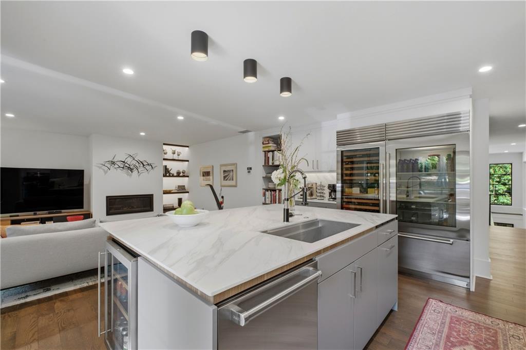 538 Spring Valley Road NW