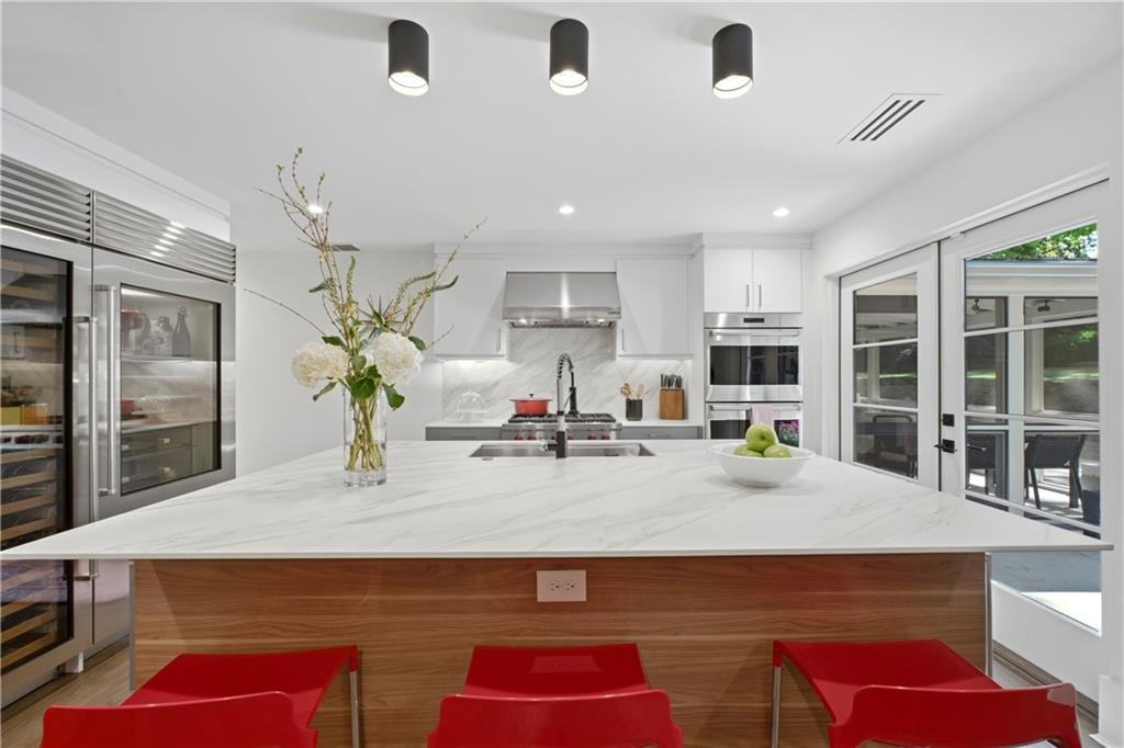 538 Spring Valley Road NW