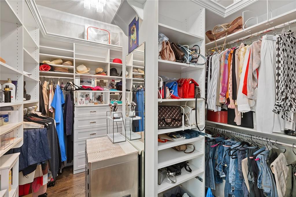 1431 Hearst Drive NE