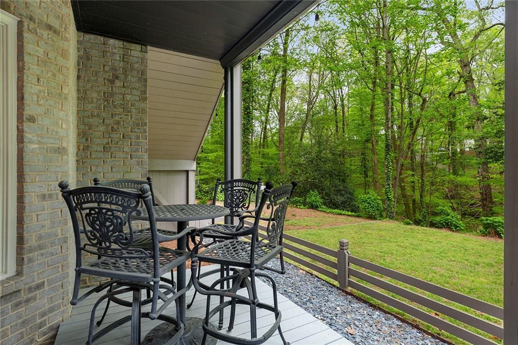 1431 Hearst Drive NE