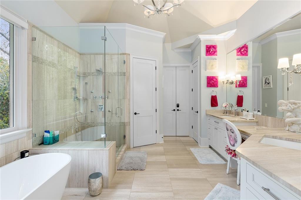 1431 Hearst Drive NE