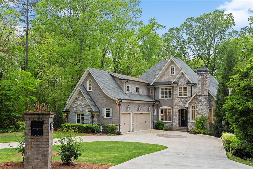 1431 Hearst Drive NE