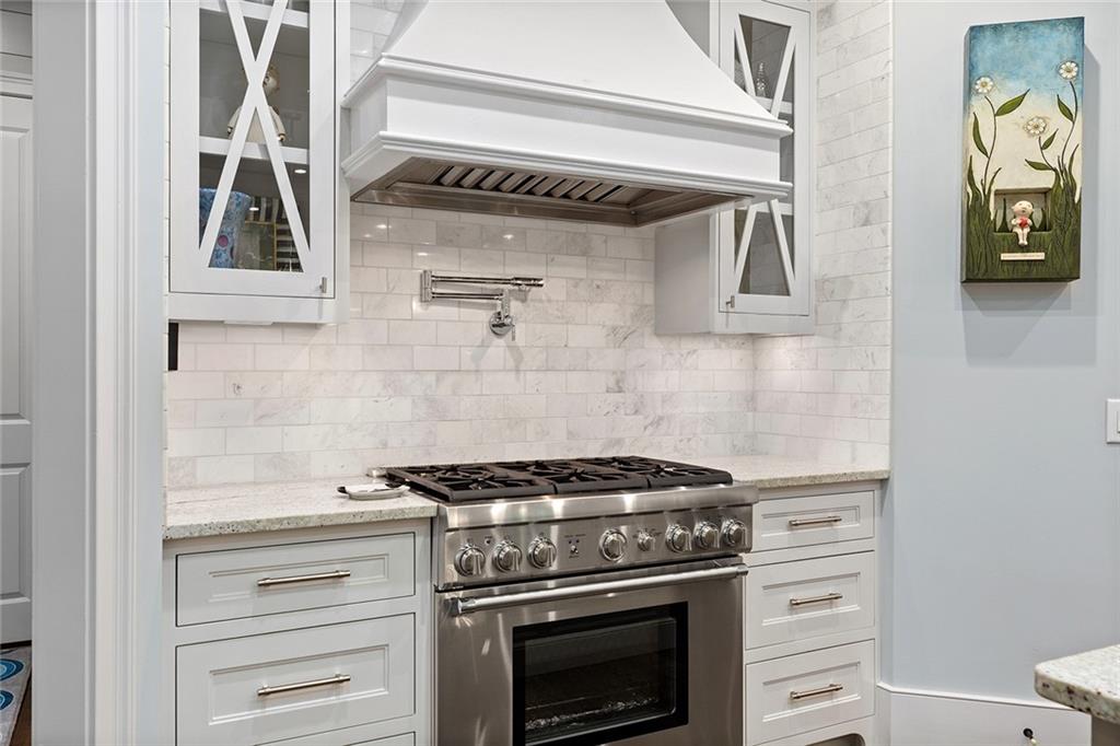 1431 Hearst Drive NE