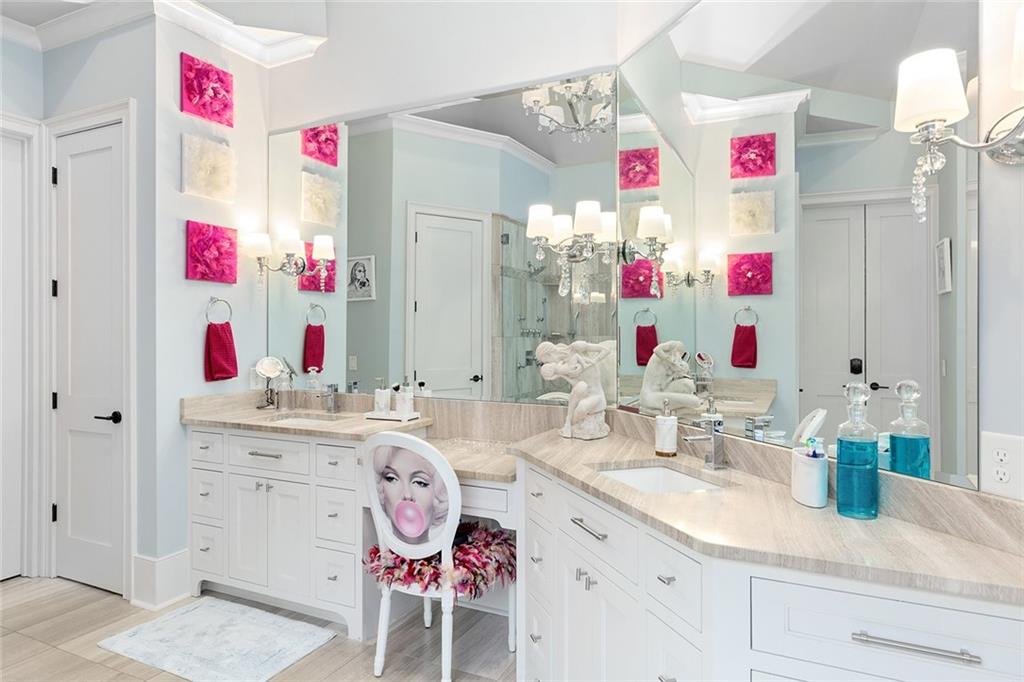 1431 Hearst Drive NE