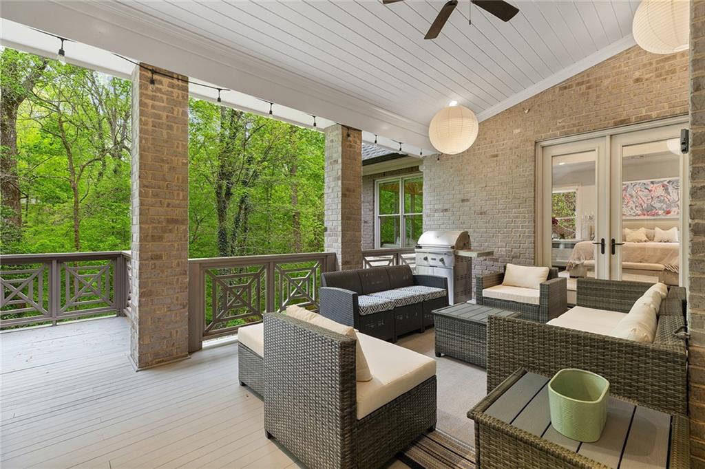 1431 Hearst Drive NE