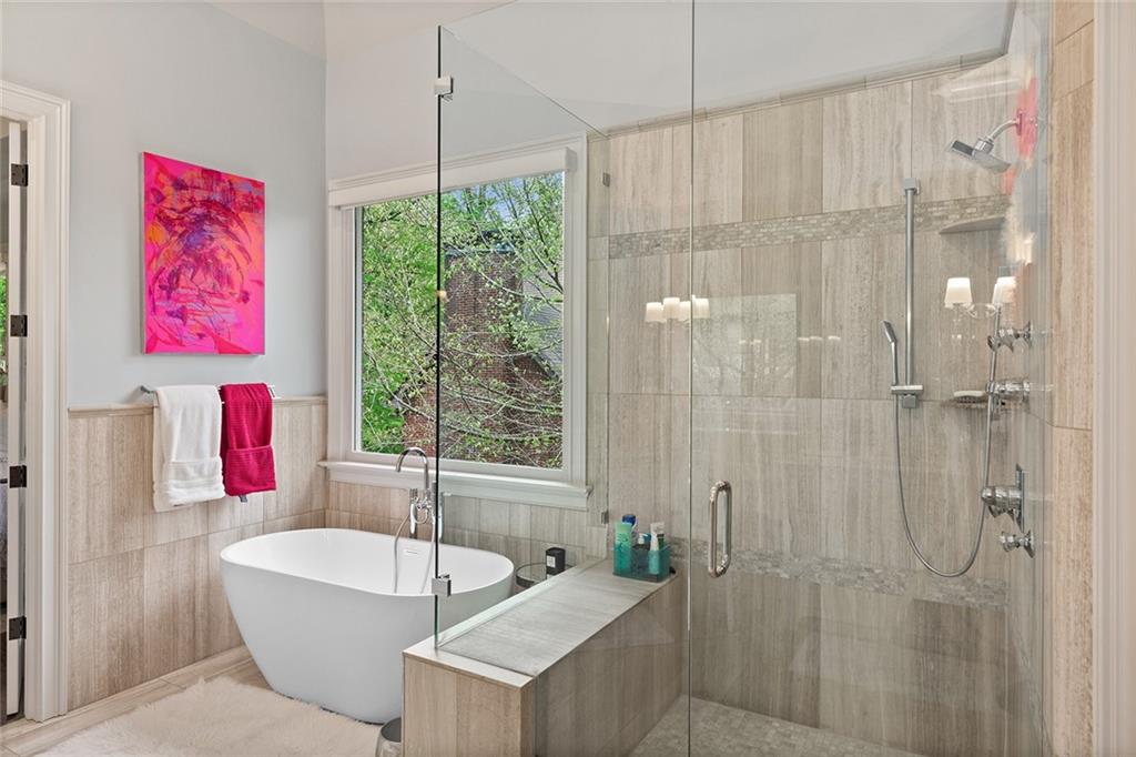 1431 Hearst Drive NE