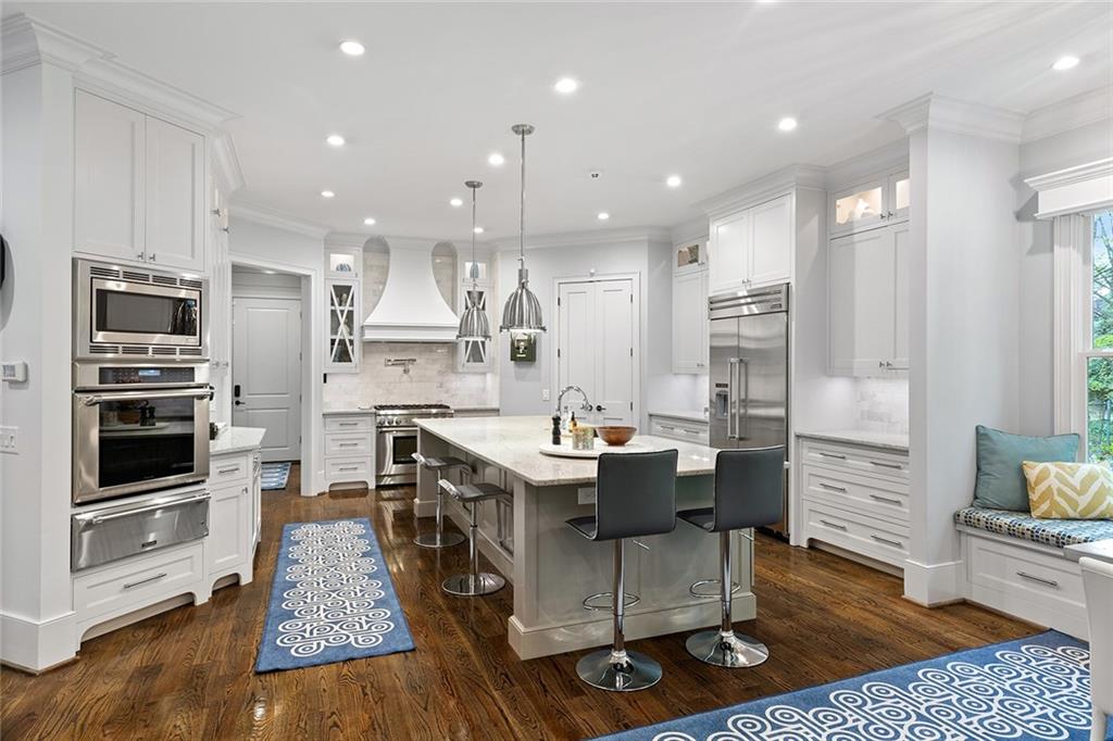 1431 Hearst Drive NE