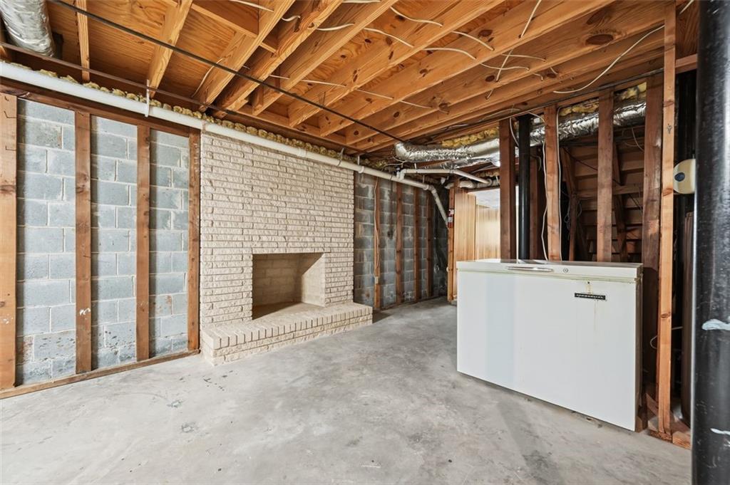 1319 Renee Drive SW