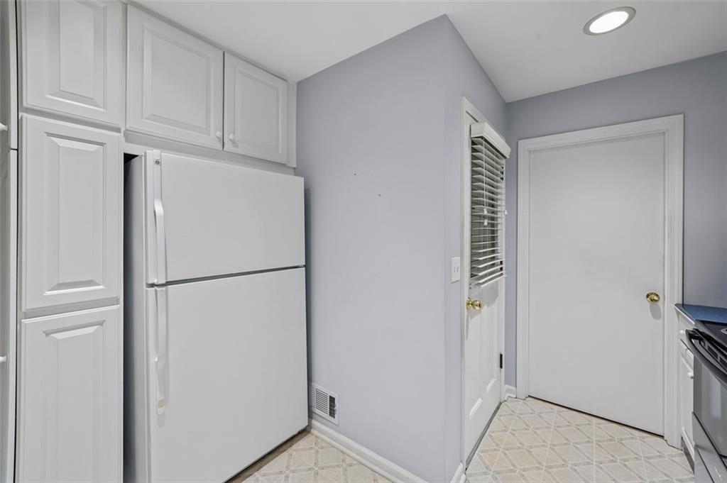 1319 Renee Drive SW