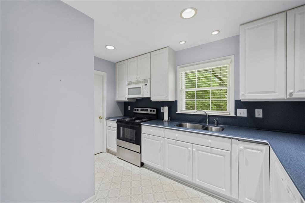 1319 Renee Drive SW