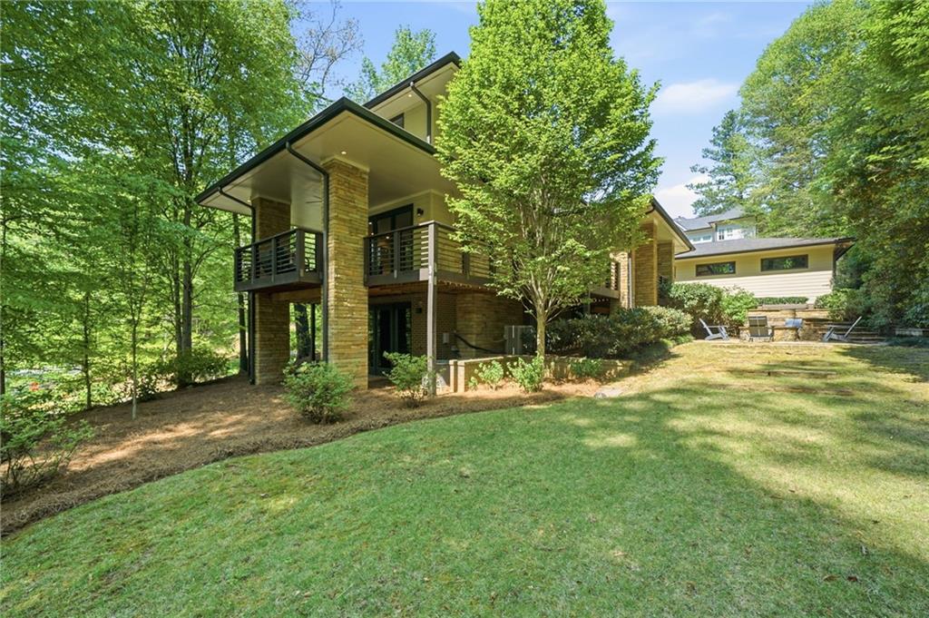 4373 Wieuca Road NE