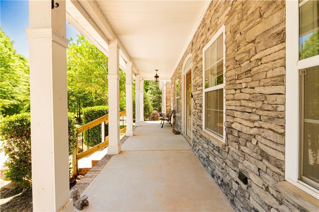 550 Oak Ridge Drive