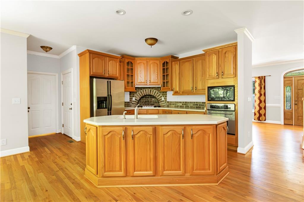 550 Oak Ridge Drive