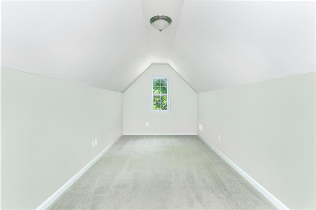 550 Oak Ridge Drive