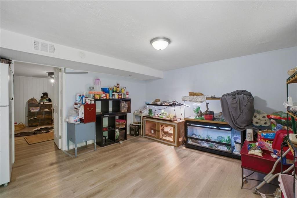 913 Old Noonday Sch House Road