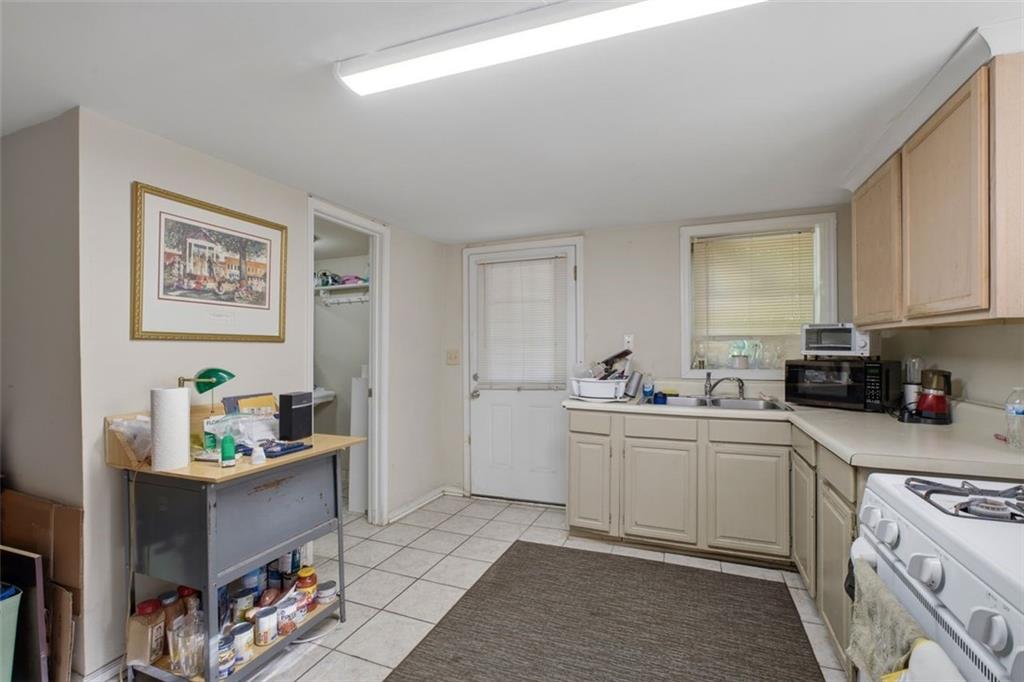 913 Old Noonday Sch House Road