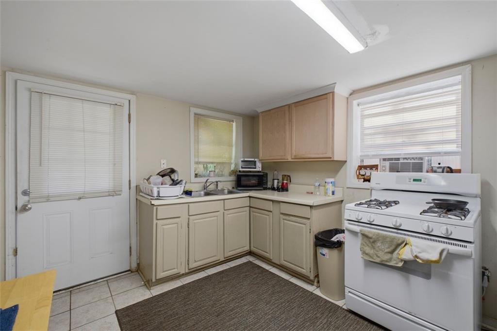 913 Old Noonday Sch House Road