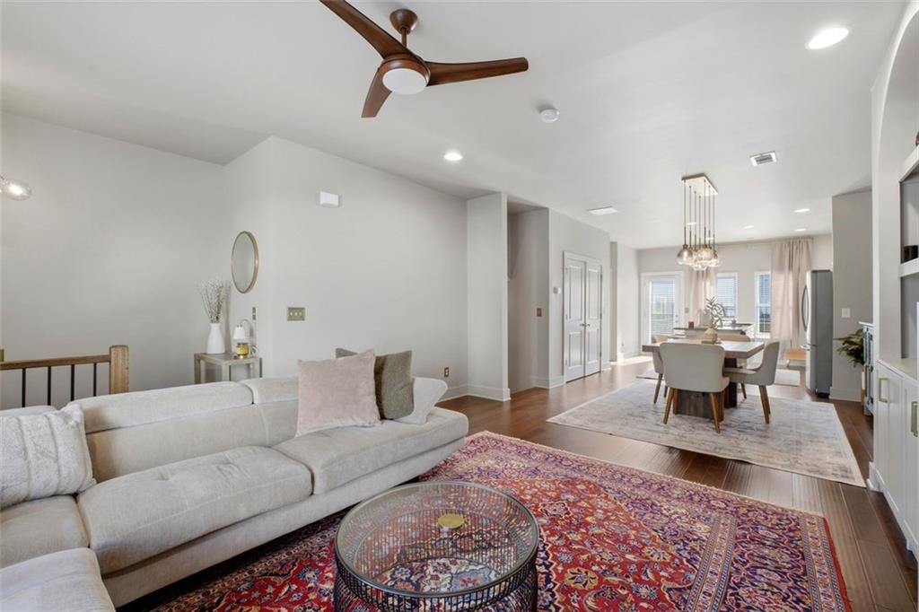 2167 Wiggins Walk