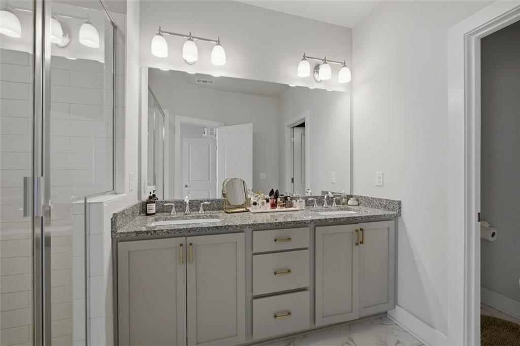 2167 Wiggins Walk
