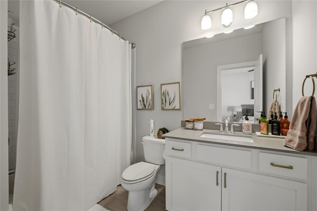 2167 Wiggins Walk