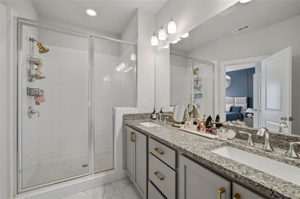 2167 Wiggins Walk