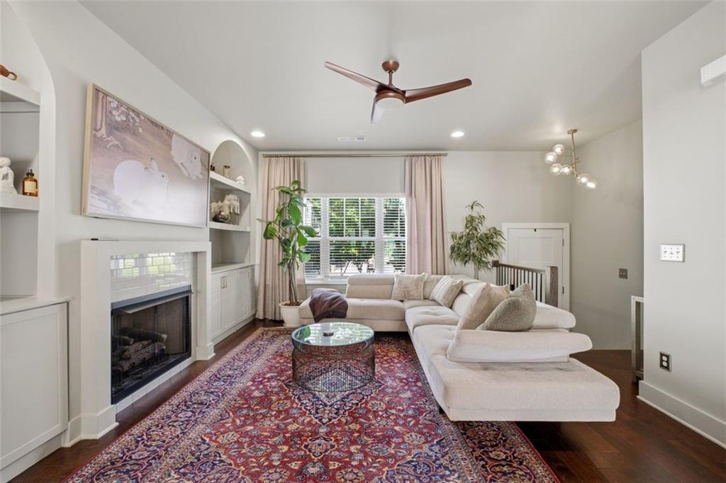 2167 Wiggins Walk