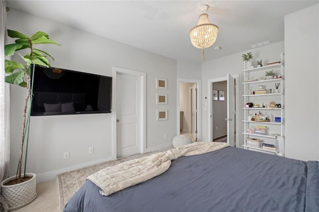 2167 Wiggins Walk