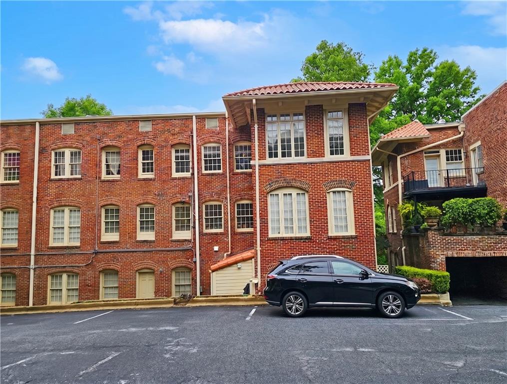 1 S Prado Avenue NE Unit 17