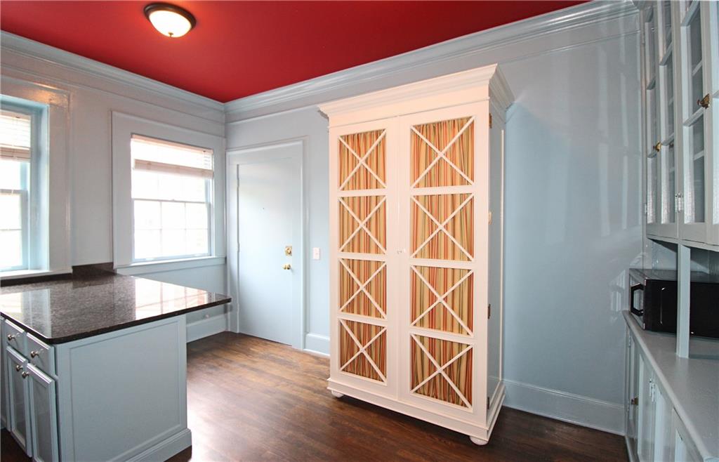 1 S Prado Avenue NE Unit 17