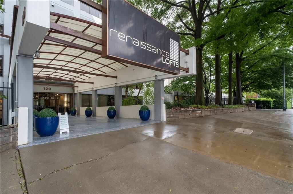 120 Ralph Mcgill Boulevard NE Unit 301