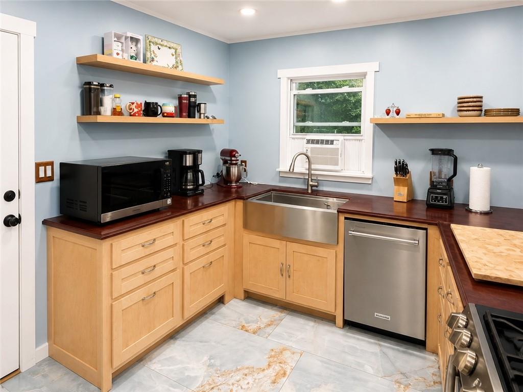 98 Almon Church Road
