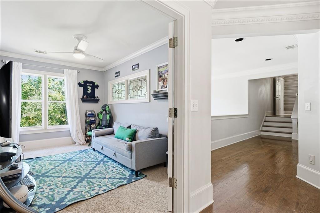 2336 Edgemere Lake Circle