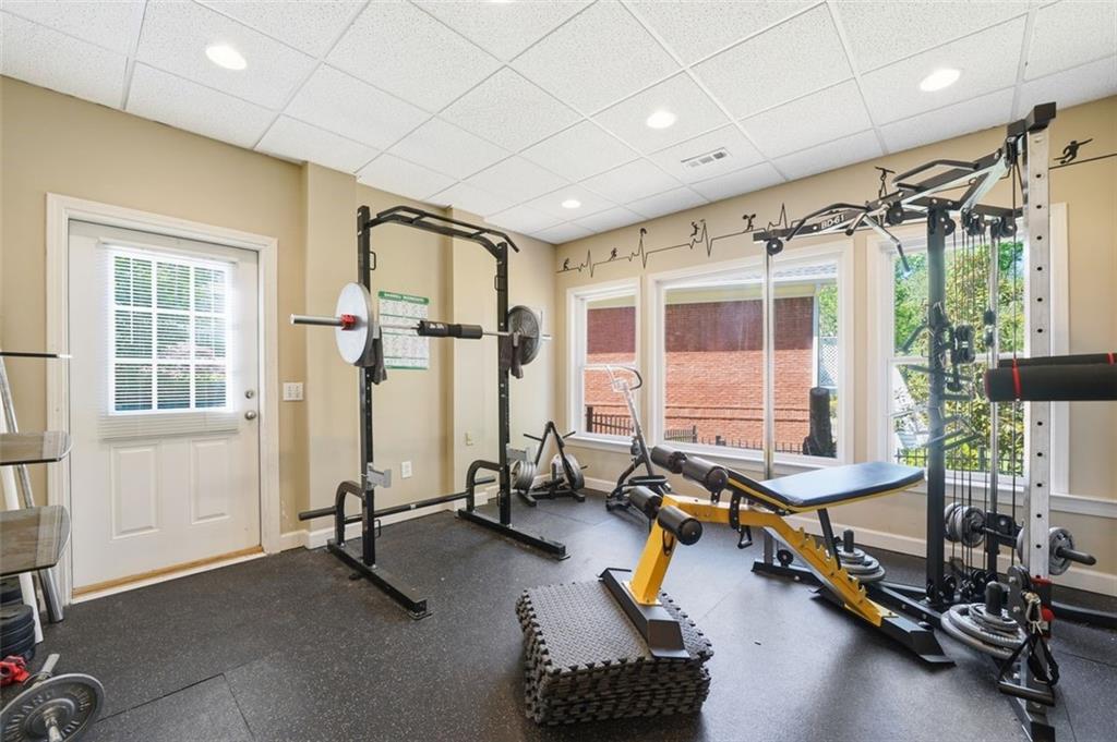 2336 Edgemere Lake Circle