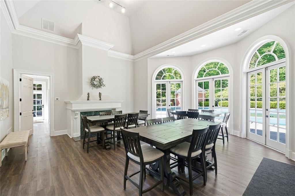 2336 Edgemere Lake Circle