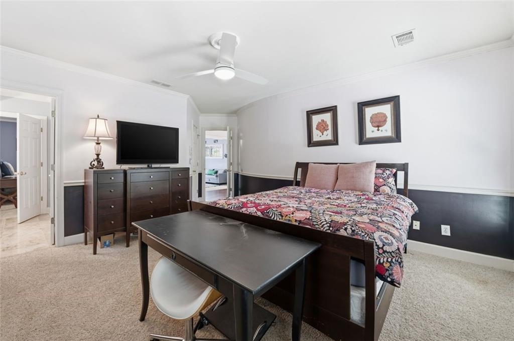 2336 Edgemere Lake Circle
