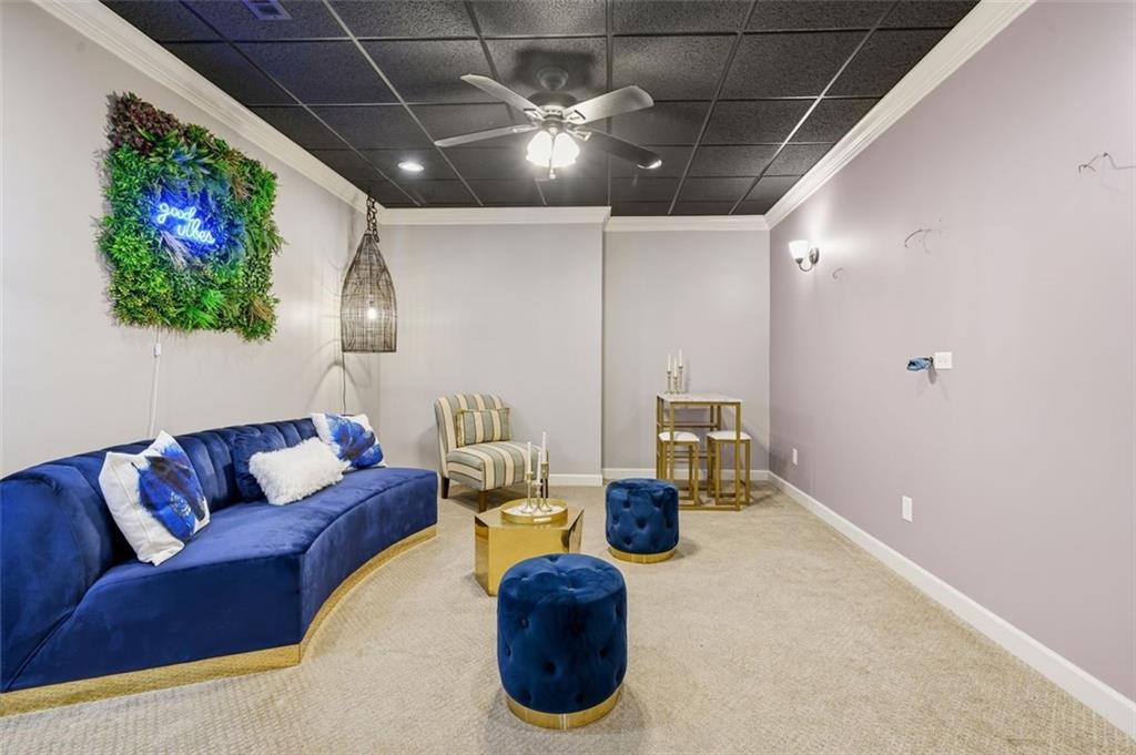 2336 Edgemere Lake Circle